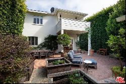 545 Swarthmore Avenue, Pacific Palisades CA 90272