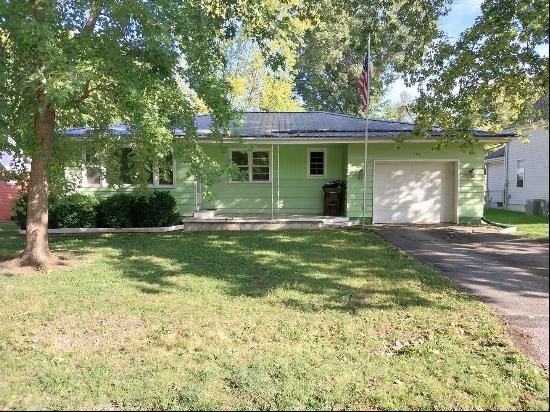 107 W Sullivan Street, Heyworth IL 61745