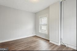 192 Dupont Street Unit 2, Philadelphia PA 19127