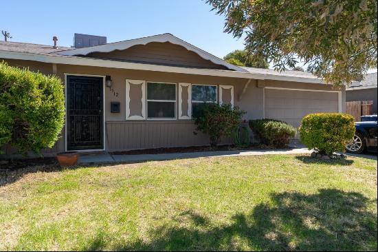 1512 Bay Street, Los Banos CA 93635