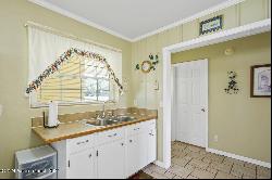 1724 Pinewood Road, Melbourne FL 32934