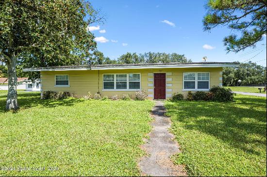 1724 Pinewood Road, Melbourne FL 32934