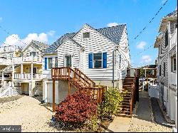 7 W 29th St, Long Beach Township NJ 08008