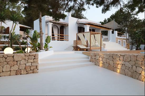 Seaside Retreat in Cala Tarida