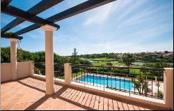 An exceptional 5-bedroom family home in Quinta do Lago