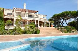 An exceptional 5-bedroom family home in Quinta do Lago