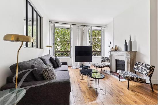 PARIS 8 -AVENUE PERCIER - Furnished 2-room apartment