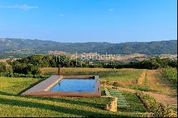 Villa d'Orcia with a breathtaking view over the Tuscan hills