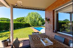 Efficient house with pool and sea views in Sant Vicenc de Montalt - Costa BCN