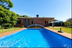 Efficient house with pool and sea views in Sant Vicenc de Montalt - Costa BCN