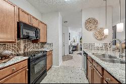 Beautiful Condo Overlooking Cherry Creek Trail