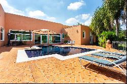 House near the golf course in Terras de São José I Condominium