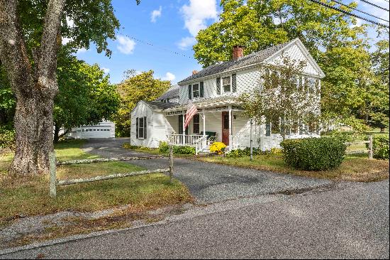 Charming 2,064 sq. ft. 4 bedroom, 2 bath farmhouse