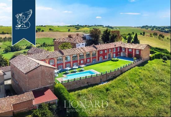 Perfectly-decorated country complex for sale in the province of Asti