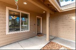 51393 Apache Tears Court La Pine, OR 97739