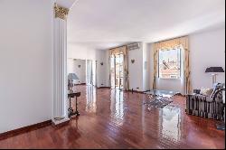 Apartment for sale in Roma (Italy)