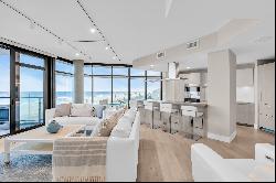 Expansive Luxury Oceanfront Living