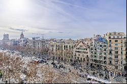 Fantastic apartment in Paseo de Gracia with direct views of Casa Battló