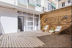 Spectacular refurbished apartment with 36 m2 terrace in front of Joan Miró Park.