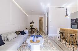 Spectacular refurbished apartment with 36 m2 terrace in front of Joan Miró Park.