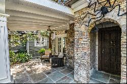 Charming Rental in Peachtree Hills