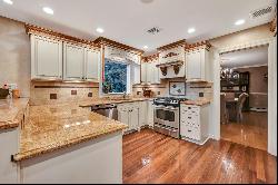 4 Lexington Lane, Montvale, NJ 07645