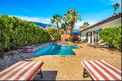 Stylish Desert Oasis with Pool, Spa, and Breathtaking Mountain Views