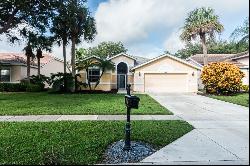 2252 Heritage Greens DR, Naples FL 34119