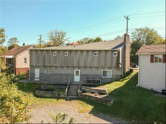 2214 McKees Rocks Road Unit 2, Robinson Twp - Nwa PA 15136