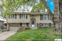 13915 Jefferson Circle, Omaha NE 68137