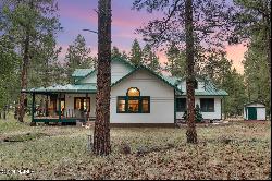 129 E Foothill Trail, Williams AZ 86046