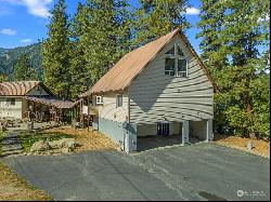 9696 E Leavenworth Road, Leavenworth WA 98826