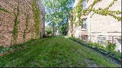 5424 S Ingleside Avenue, Chicago IL 60615