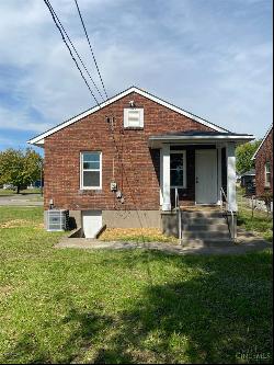 802 Sixteenth Avenue, Middletown OH 45044