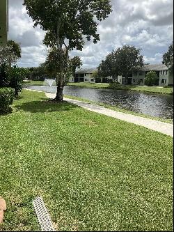 201 Sabal Ridge Circle #C, Palm Beach Gardens FL 33418