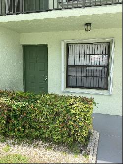 201 Sabal Ridge Circle #C, Palm Beach Gardens FL 33418