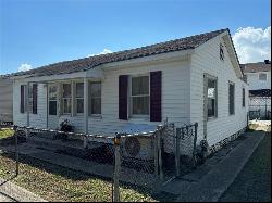 616 Live Oak Street, Metairie LA 70005