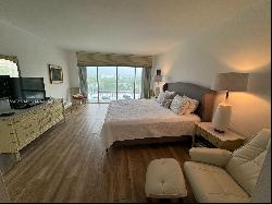 881 Ocean Dr Unit 5D, Key Biscayne FL 33149