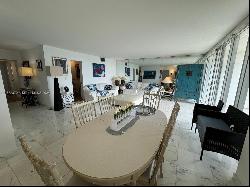 881 Ocean Dr Unit 5D, Key Biscayne FL 33149