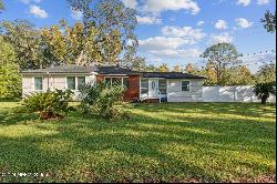 5693 Bishop Circle, Jacksonville FL 32207