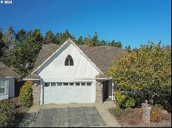 9 Waterford Downs Ct, Florence OR 97439