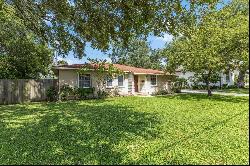 4009 W Palmira Avenue, Tampa FL 33629