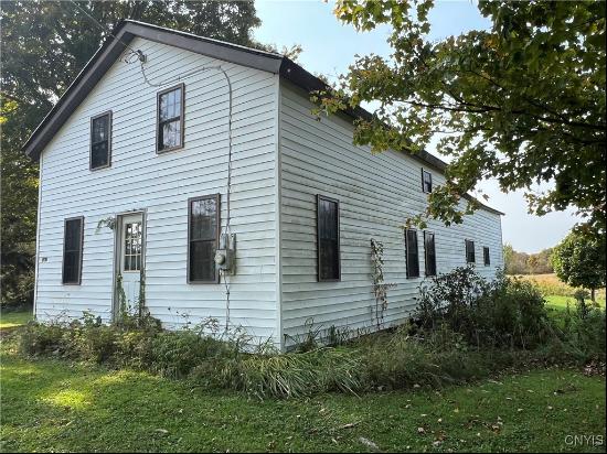 913 County Route 41, Richland NY 13114