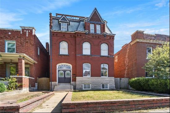 2922 S Compton Avenue, St Louis MO 63118