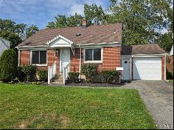 38 Balbach Drive, Cheektowaga NY 14225