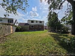 38 Balbach Drive, Cheektowaga NY 14225