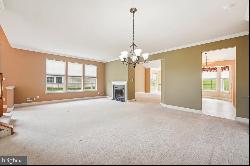 2100 Alexander Drive, Macungie PA 18062