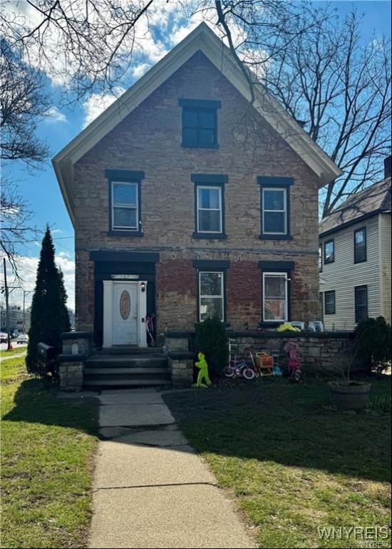 102 Ontario Street, Lockport-City NY 14094