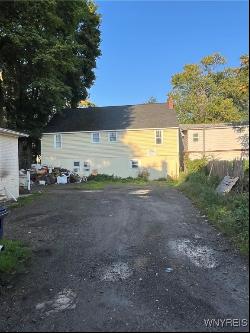 141 Pine Street, Lockport-City NY 14094