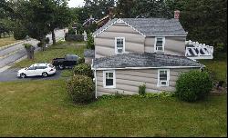 7 E Pattagansett Road, East Lyme CT 06357